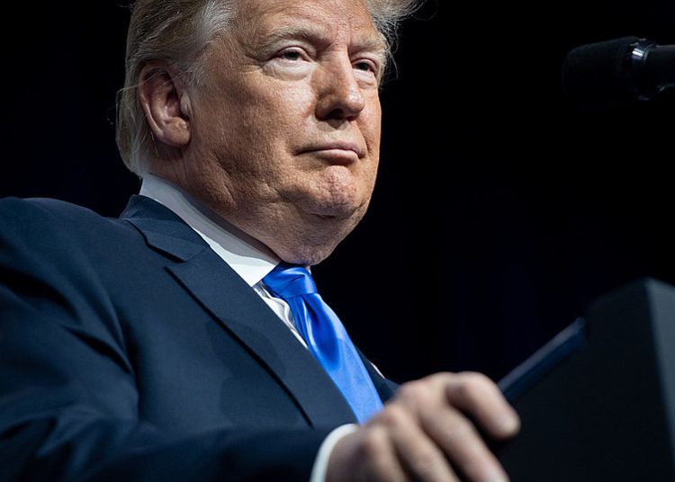 Tensão entre EUA e Irã ocorre desde que Trump assumiu a presidência