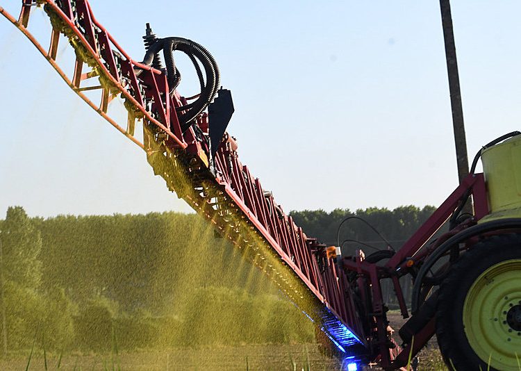 Monsanto operou um esquema de monitoramento para desacreditar jornalistas e ativistas que denunciaram os impactos negativos de seus produtos