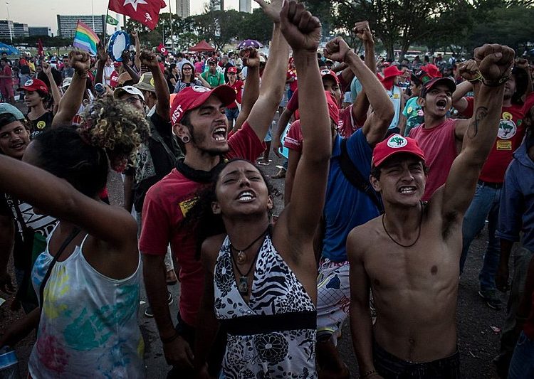 Ato pela Democracia em Brasília nesta segunda (11)