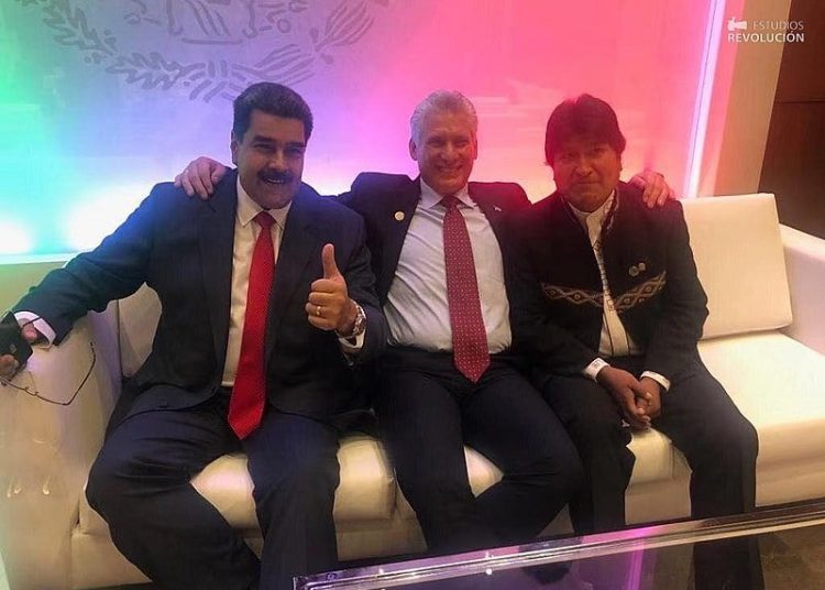 Nicolás Maduro, Díaz-Canel e Evo Morales assistem à posse de AMLO e falam em retomada de integração