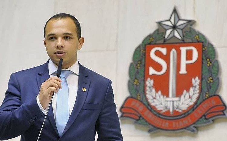 Citado no processo, Douglas Garcia tem 15 dias para apresentar sua defesa