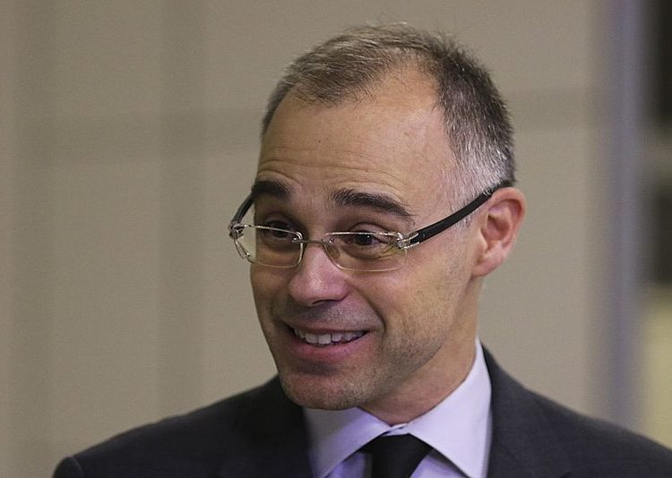 “Coração do povo se enche de esperança”, escreveu Mendonça sobre eleição de petista em 2002