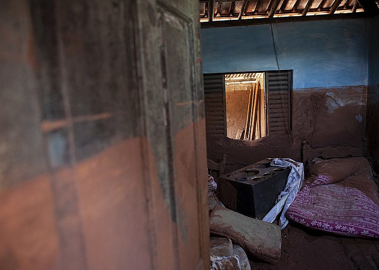 Estragos da lama em Paracatu de Baixo
