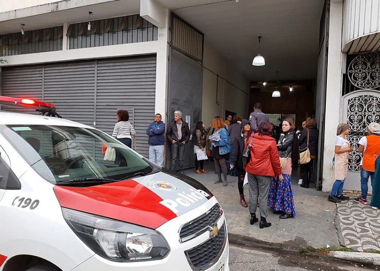 Espaço seguiu com suas atividades após retirada de PMs, que prometeram voltar posteriormente