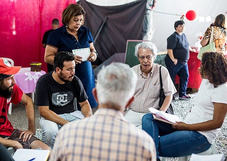 Nesta segunda-feira (17) Lula recebeu a visita de Frei Beto