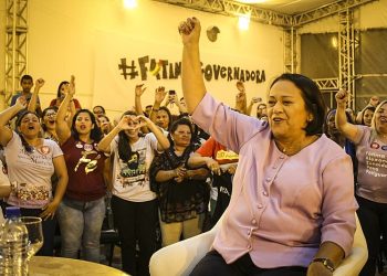 Fátima foi diplomada governadora na noite de quarta-feira (19)