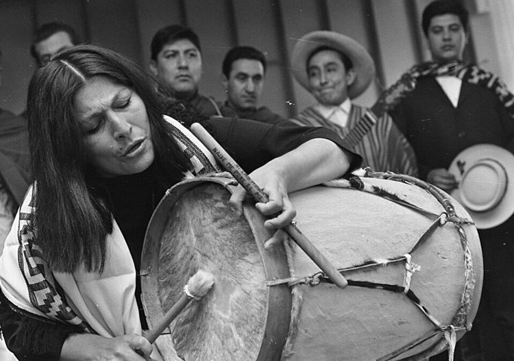 Mercedes Sosa é considerada a maior intérprete do folclore argentino