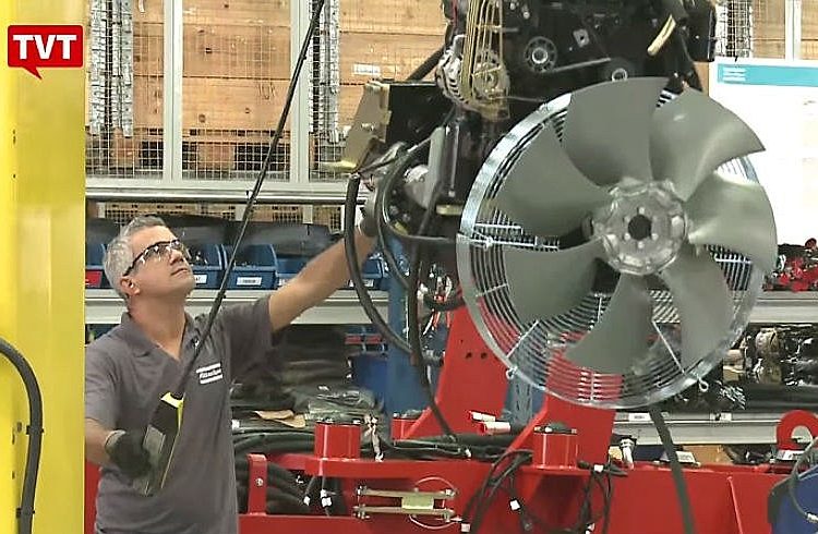Anunciada como modernização, terceirização irrestrita serve apenas para aumentar lucros das empresas.
