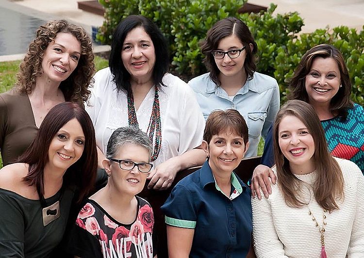 O grupo de mulheres enfrentou outros temas sociais em suas músicas, além da questão feminina