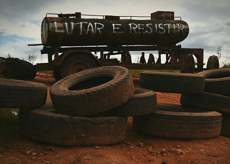 Em Campo do Meio, no sul de MG, 600 famílias resistem à tentativa de despejo