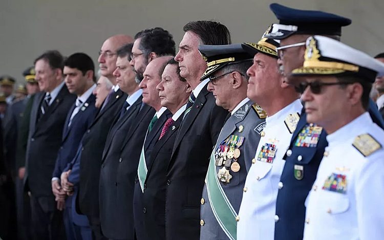 Militares e ministros do governo Bolsonaro