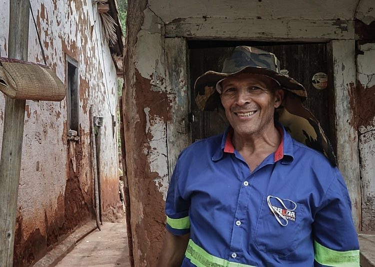 o geraizeiro Valdir Gouveia, de 58 anos, sente a comunidade geraizeira como um “atrapalho" para a mineradora