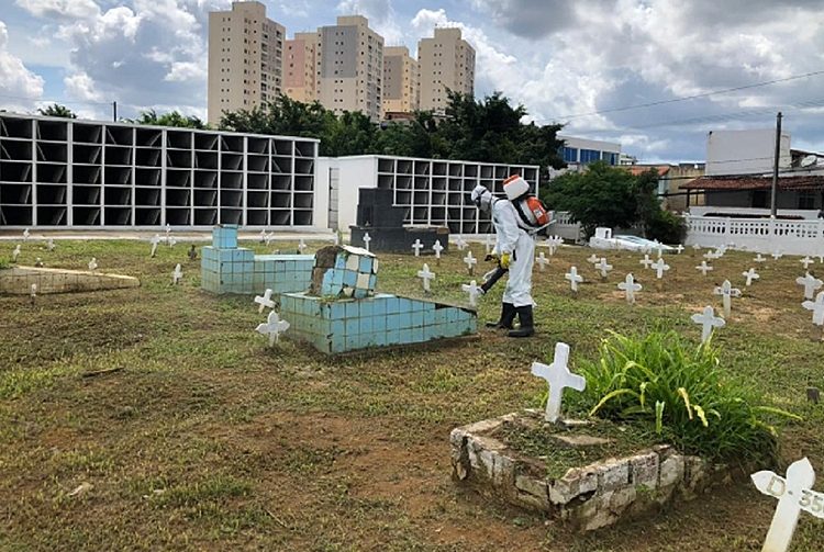 covid pandemia cemitério