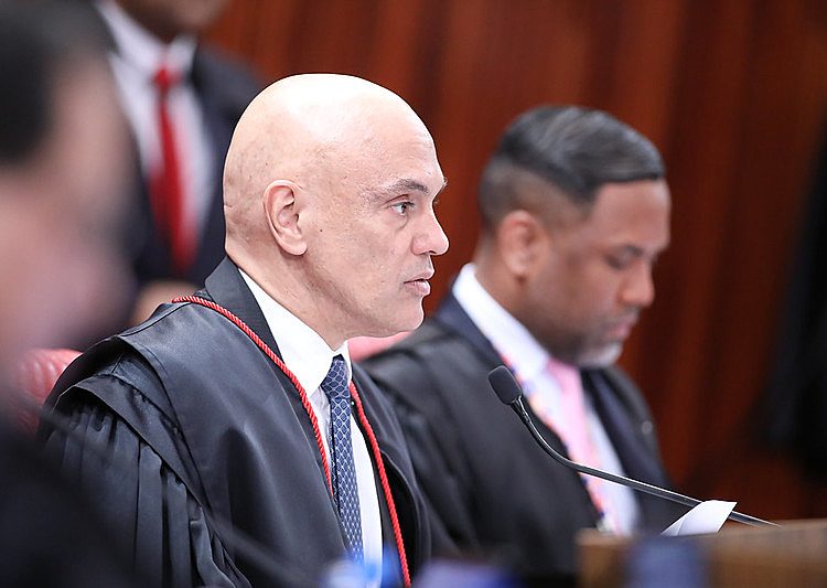 alexandre de moraes