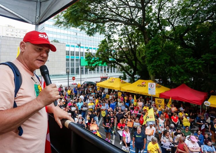 ‘Redução da jornada vai ser um dos focos do 1º de Maio’, adianta presidente da CUT/RS