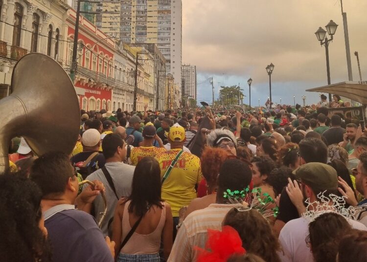 A Catarse do Carnaval: ruas e pessoas protagonistas do espaço urbano
