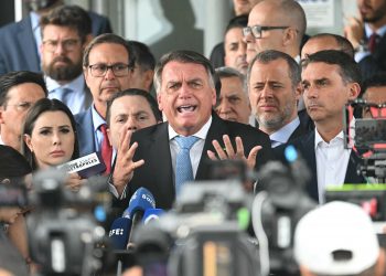 Em coletiva de imprensa no Senado após decisão do STF que o tornou réu por tentativa de golpe de Estado, Bolsonaro voltou a acusar a Corte de parcialidade