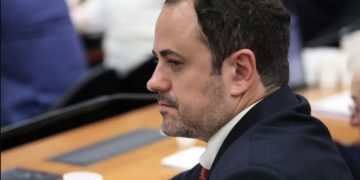 Sessões semipresenciais são entrave para articulação do Psol em processo de cassação de Glauber
