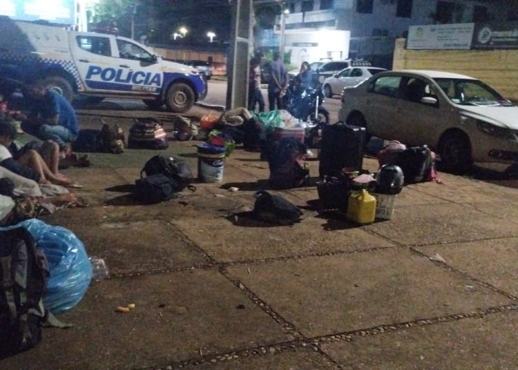 MST denuncia ação conjunta de PM e fazendeiros para retirada violenta de famílias de área ocupada no Tocantins