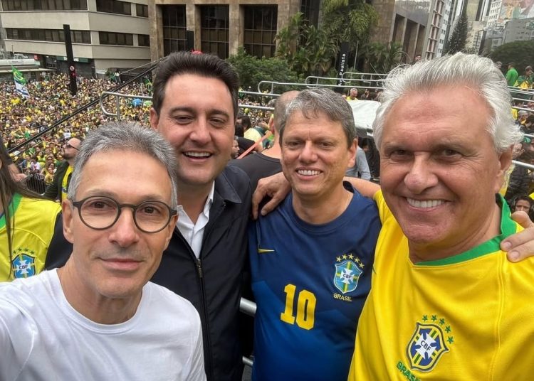 Ratinho Junior sai em defesa de golpistas e pede impunidade