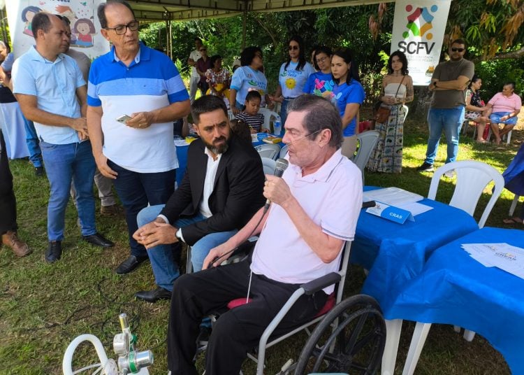 Anacleto Julião, filho do advogado Francisco Julião, discursa no ato de 70 anos das Ligas Camponesas, em Pernambuco