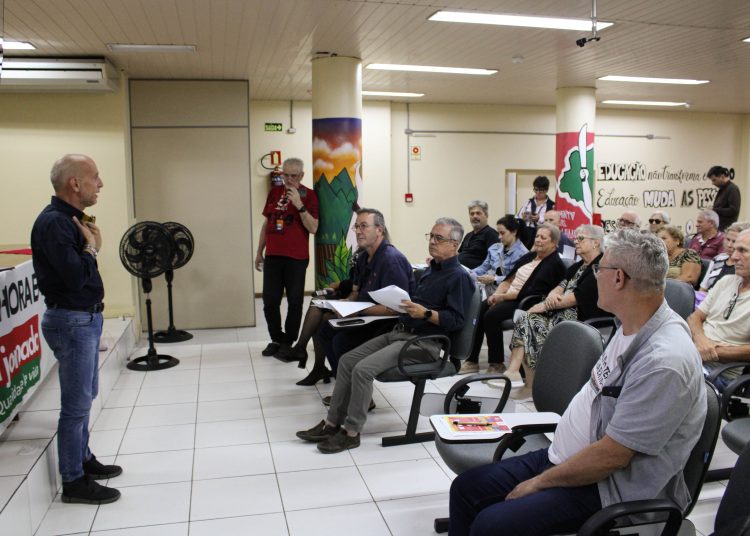 Italianos no exterior participam de referendo sobre direitos e trabalho