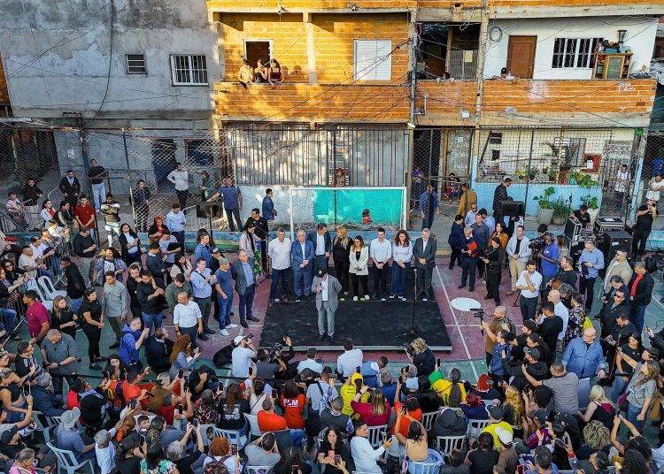 Presidente da República, Luiz Inácio Lula da Silva, durante assinatura de Atos Relativos à Solução Habitacional para a Favela do Moinho